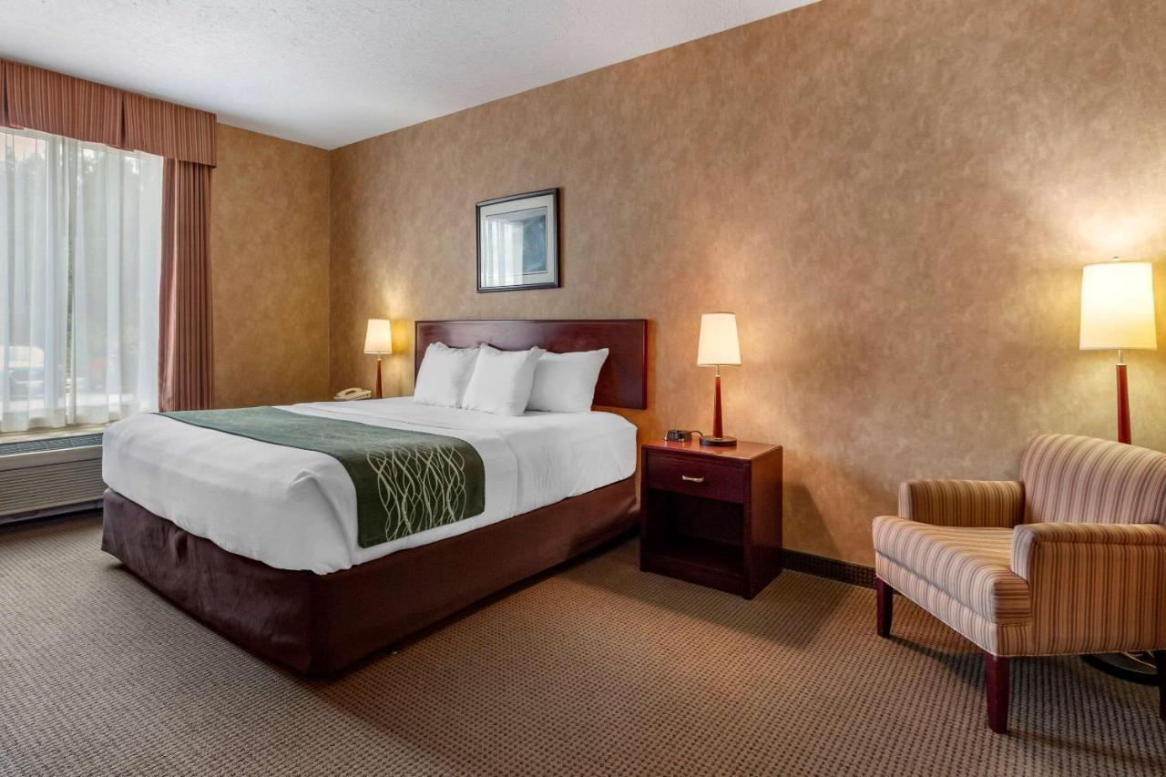 Comfort Inn Sturgeon Falls Extérieur photo