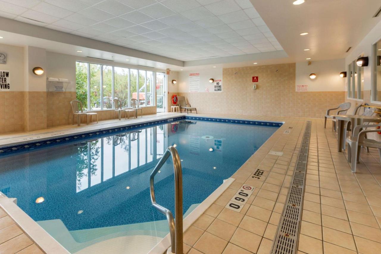 Comfort Inn Sturgeon Falls Extérieur photo