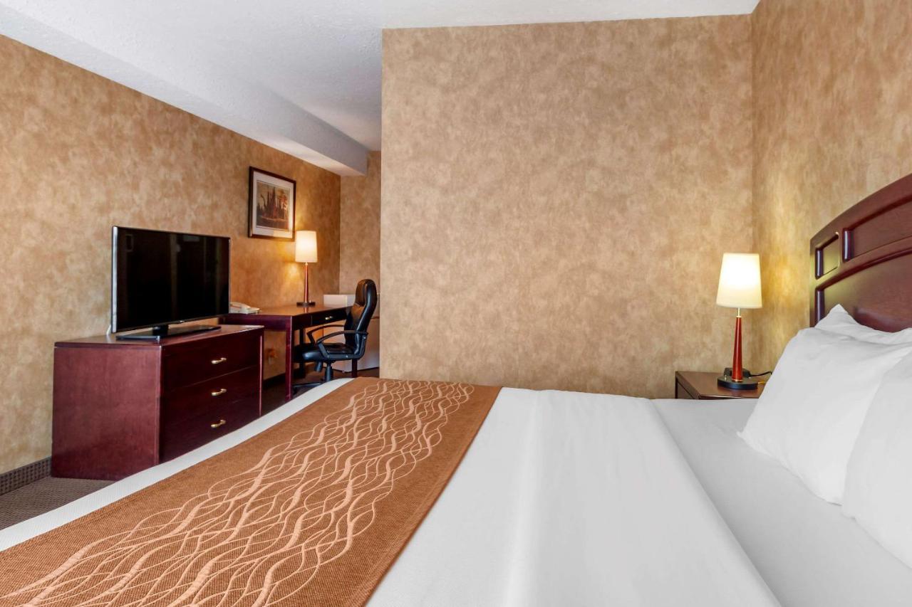 Comfort Inn Sturgeon Falls Extérieur photo